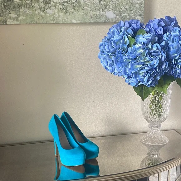 Bright Teal Platform High Heels - Women's Pumps - Picture 2 of 12